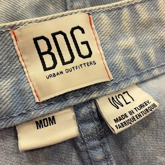 BDG URBAN OUTFITTERS Mom Jean LIGHT ACID WASH - Picture 5 of 9
